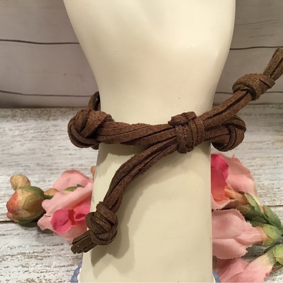 💎[2/$24.00]💎 Owl Bracelet - Picture 5 of 5